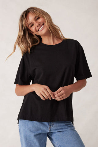 Slouchy Split Hem Tee - Black