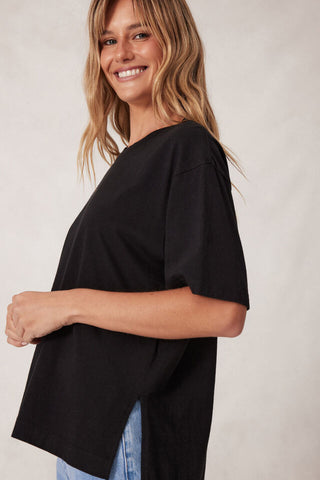 Slouchy Split Hem Tee - Black