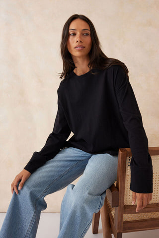 Slouchy Long Sleeve Tee - Black